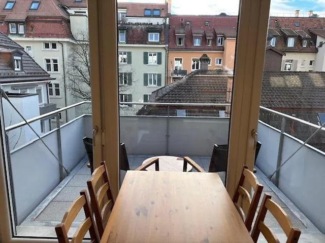 Cozy 1br In Popular Kreis 3 - West 11 *