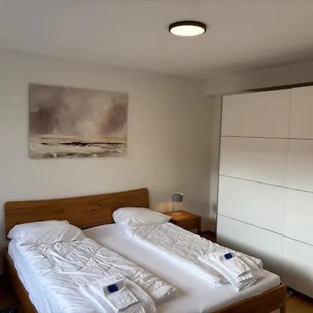 Apartment Cozy 1br In Popular Kreis 3 - West 11 Zurich