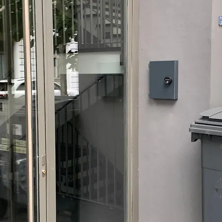 Lejlighed Cozy 1br In Popular Kreis 3 - West 11 *